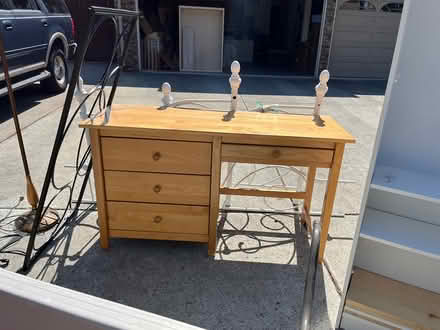 Photo of free Day Bed and Furniture (Conte Way, Morgan Hill) #4