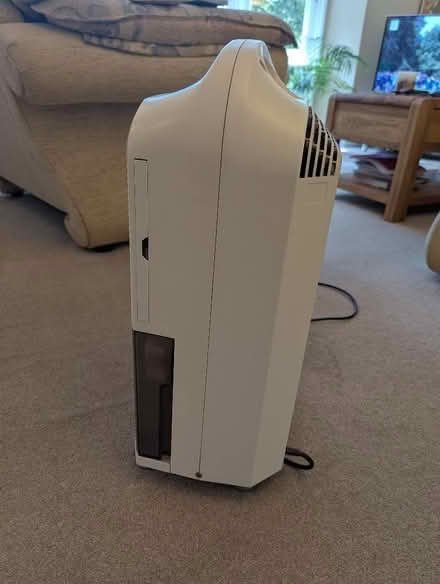 Photo of free Dehumidifier - working order (Wimbledon SW19) #3