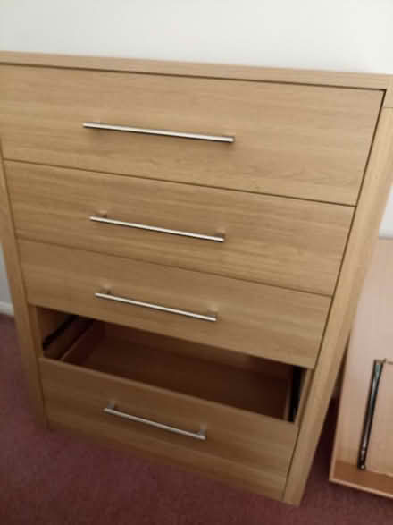 Photo of free 5 drawer chest oak/oak veneer? Takes 2 to carry (Thatcham RG18) #1