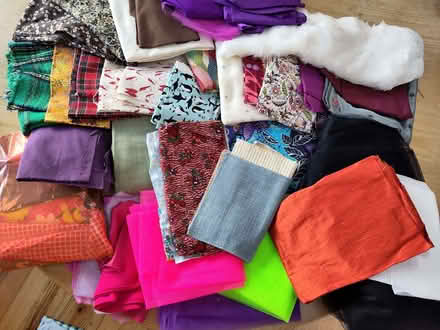 Photo of free Assorted fabric bundle (Lightpill GL5) #1