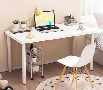 Photo of Desk (& chair (Grassmarket EH1) #1