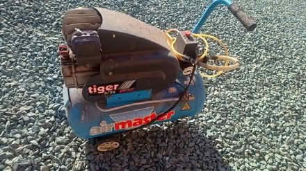 Photo of free Air compressor (Oswestry, Weston rhyn) #1