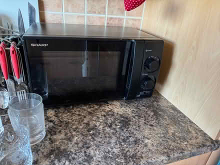 Photo of free Microwave, blender pots and pans (Heswall CH60) #2