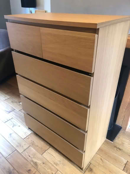 Photo of free Chester draws (29 cambrai crescent M30) #4