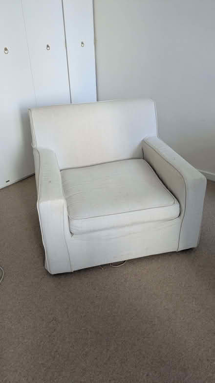Photo of free Sofa Chair (Notting Hill Gate W2) #1