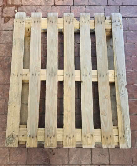 Photo of free Wooden Pallet (Freshbrook SN5) #3