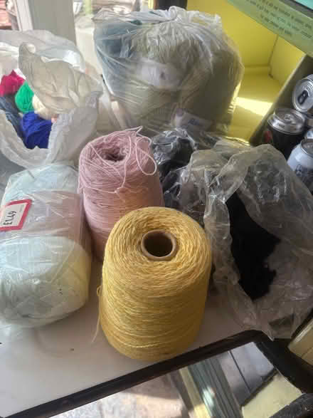 Photo of free Wools (B45) #1