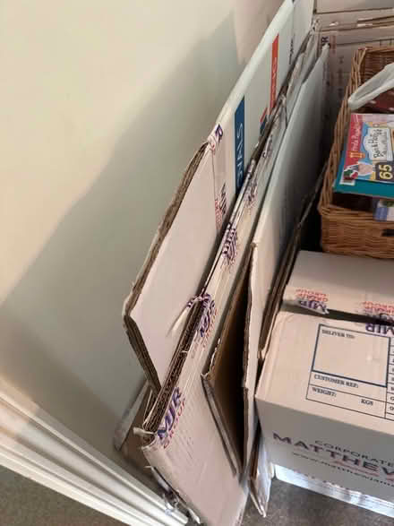 Photo of free More moving boxes and packaging (IP10) #1