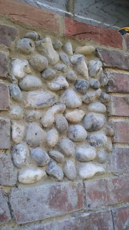 Photo of Grey round flint stones (NR2) #1