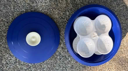 Photo of free Idli maker and carbon steel wok (Valencia Avenue, Sunnyvale) #4