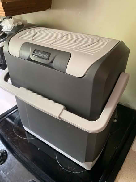 Photo of free Halfords 19L Electric Coolbox (Whitechurch) #1