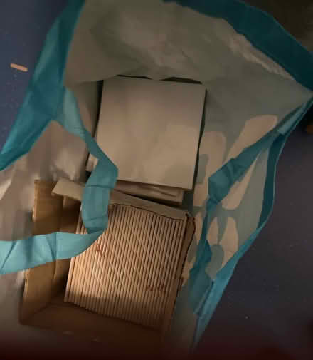 Photo of free White standard wall tiles (BN2) #1