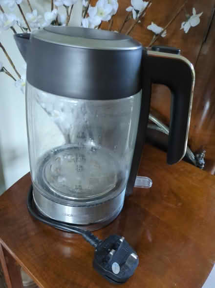 Photo of free Cordless kettle (Horsell, Woking GU21 4) #2