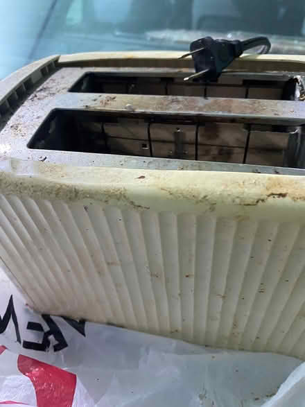 Photo of free Old toaster (NE DC) #1