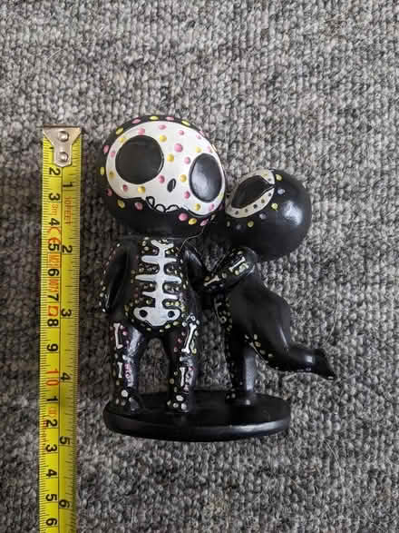 Photo of free Figurine (Kendal LA9) #2