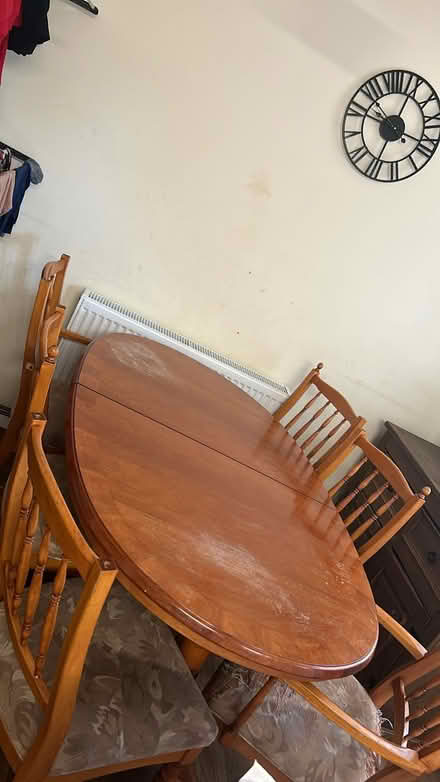 Photo of free Dinning set (RH11 crawley) #1