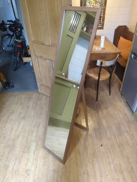 Photo of free Mirror (G42) #1