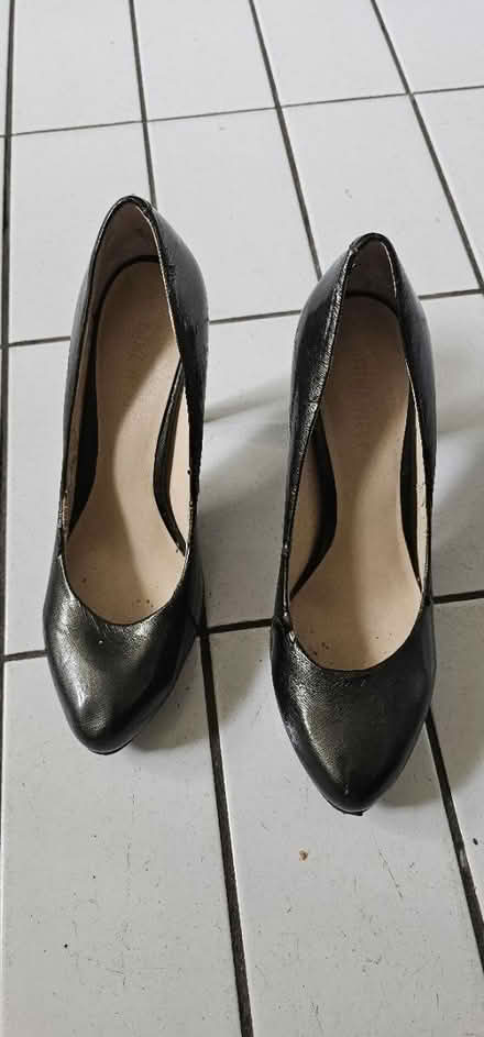 Photo of free Nine west high heels size 4 (Altrincham) #1