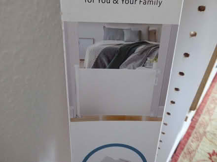 Photo of free stairgate (Summertown OX2) #2