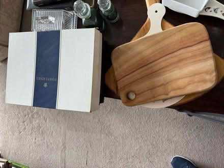 Photo of free Trays, table mats, chopping boards, table cloths and napkins (Heswall CH60) #3