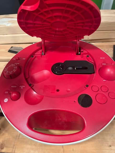 Photo of free Sony CD and Radio ‘boom’ box (Cleveland Park) #2