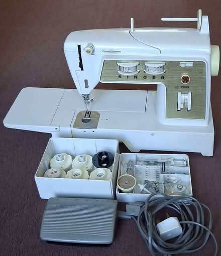 Photo of free Singer sewing machine (Cam GL11) #1