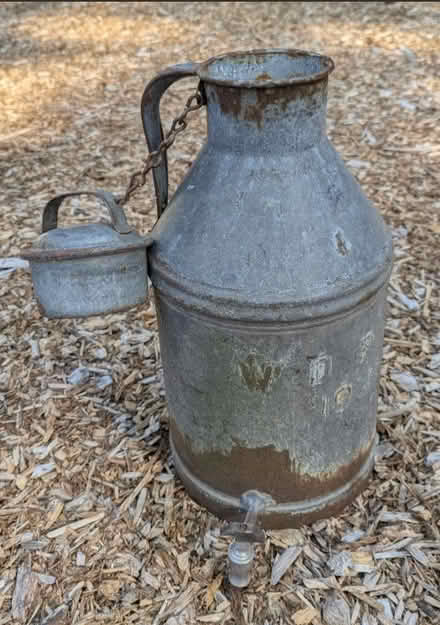 Photo of free Antique 1930 milk can (Shoreline near 185th) #3