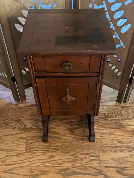 Photo of free furniture (Niceville) #3