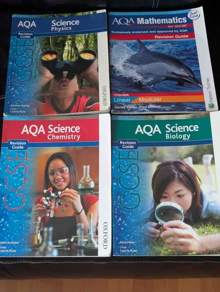 Photo of free GCSE Revision books (Dogsthorpe) #1
