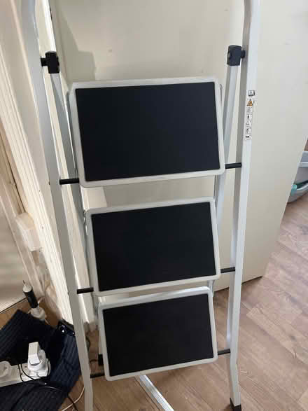 Photo of free 3-step stepladder (Cold Harbour OX1) #1