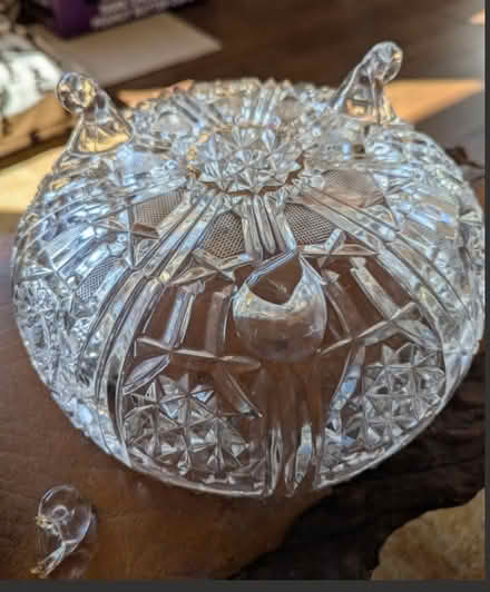 Photo of free Heavy cut glass bowl w/ broken foot (Shoreline near 185th) #2