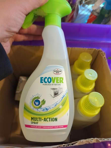 Photo of free section of cleaning products (Baildon BD17) #3