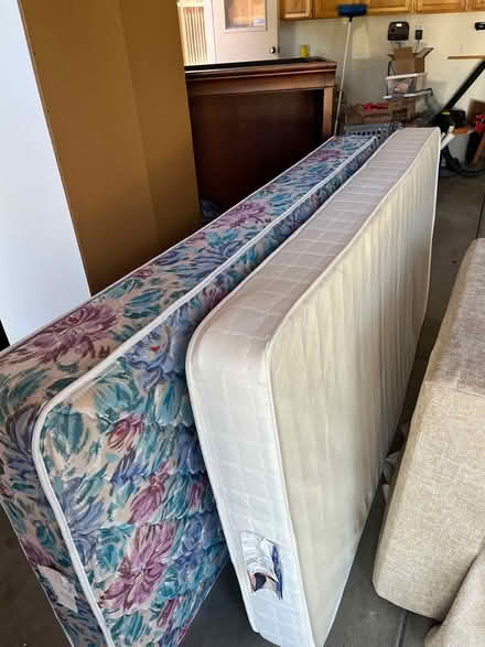 Photo of free Day Bed and Furniture (Conte Way, Morgan Hill) #2