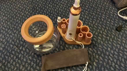 Photo of free Electric make up brush cleaner (Ashford TW15) #1