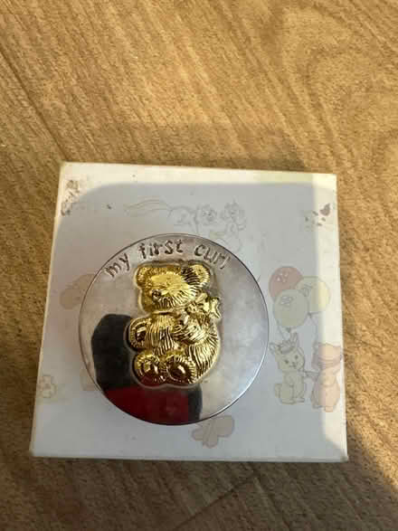 Photo of free Photo frame and curl box (Cambridge) #2