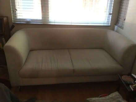 Photo of free Small couch (Lindenlea/ New Edinburgh) #1