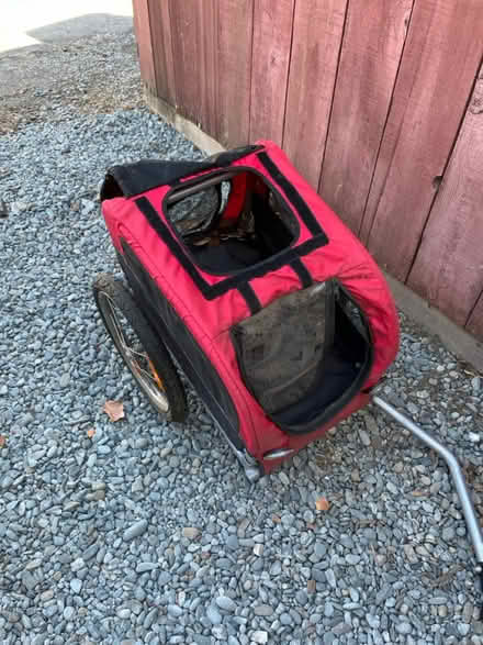 Photo of free Dog bike trailer (Downtown Mountain View) #4