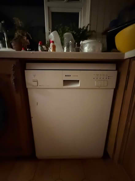 Photo of free Dishwasher Bosch Classix (Croft) #2