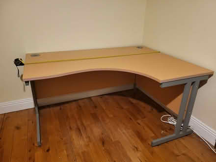 Photo of free Office Desk. As new (Ballinhassig) #1