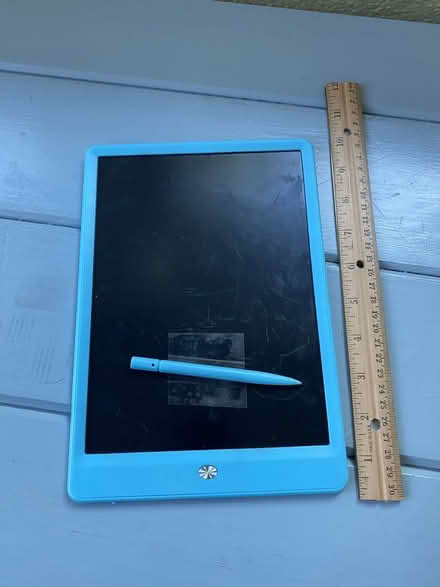 Photo of free LCD writing/drawing tablet (Nr Fresh Pond & Mt Auburn Cem.) #1