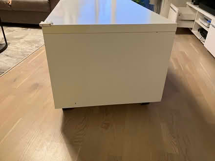 Photo of free Tv table with wheels (Staffanstorp sweden) #1