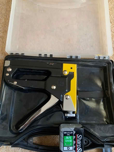 Photo of free staple gun (Eathorpe CV33) #1