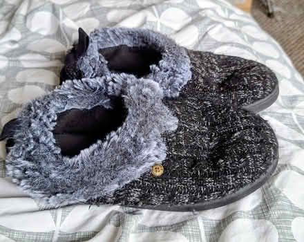Photo of free Hometown women's moccasin slippers size 5/6 (Broomridge FK7) #3