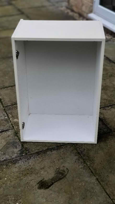 Photo of free Kitchen cupboard carcass only. 55x70x33cm. Cream exterior. (West Oxfordshire OX28) #1
