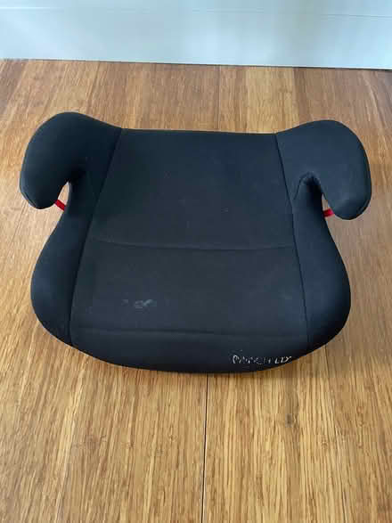 Photo of free Car booster seat (Horsham) #1