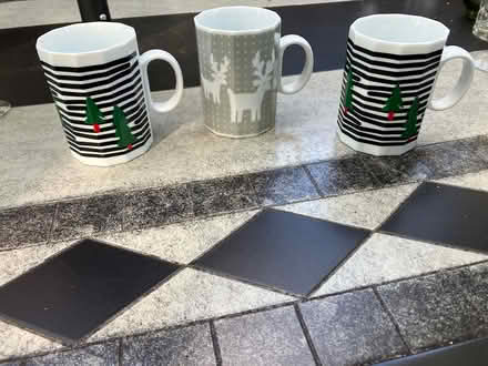 Photo of free Christmas mugs (Wyckoff, NJ) #1