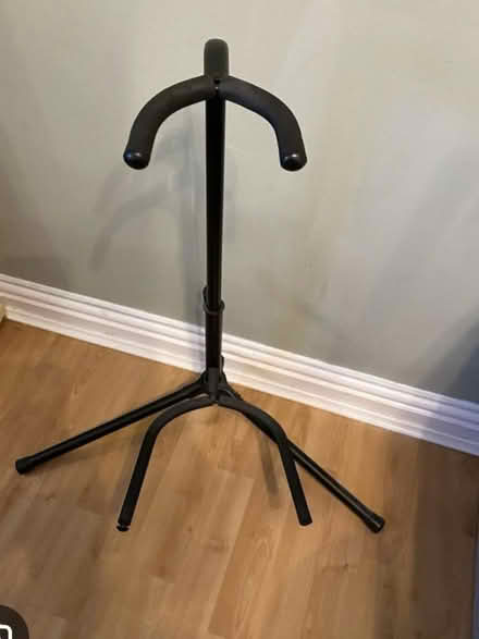 Photo of free Guitar rack (Benicia) #1