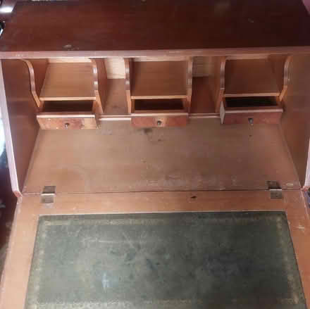 Photo of free Bureau (Colney Heath AL4) #3