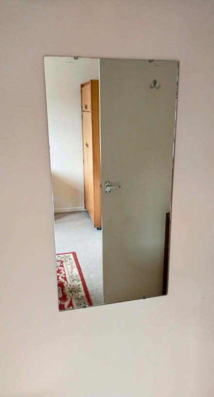 Photo of free fixed mirror (Wivenhoe CO7) #1