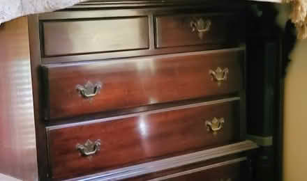Photo of free Bedroom (Fairlawn) #2